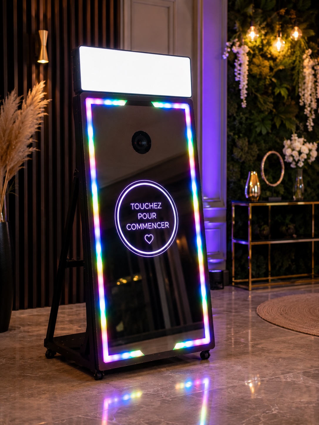 Miroir selfie LUMEA avec cadre LED RGB — écran d'accueil